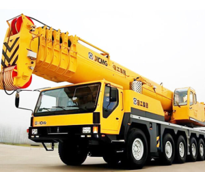 Tire Mounted Crane
