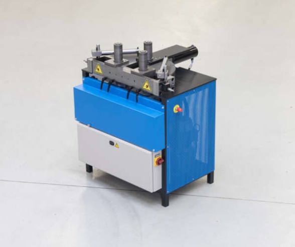Bending Machine